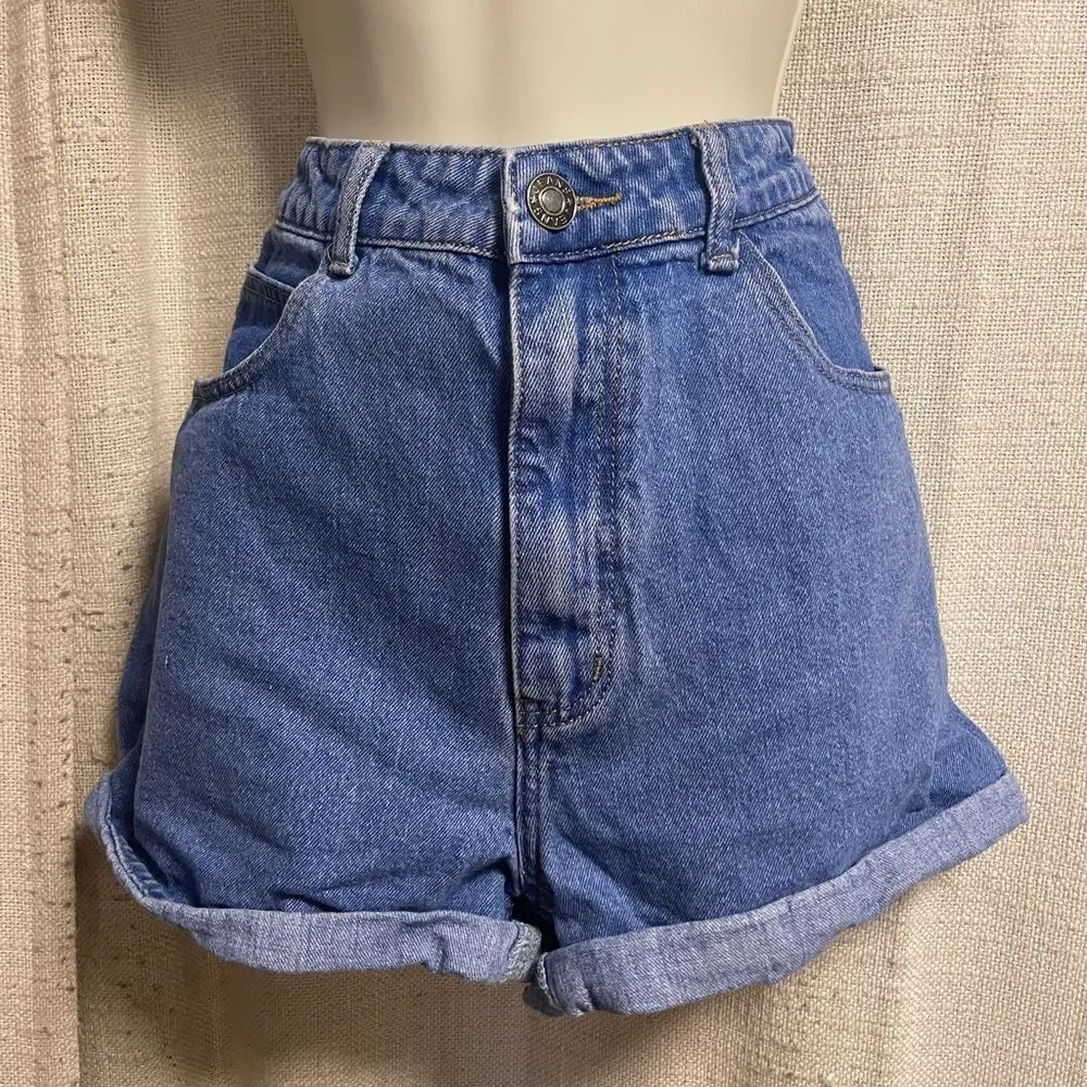 Princes Polly shorts 🌱